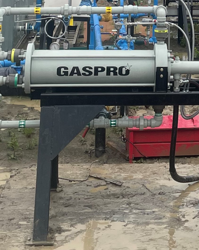 hydraulic gas compressor